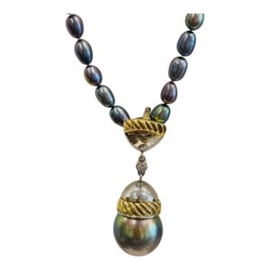 18mm Black Pearl Acorn Pendant Necklace