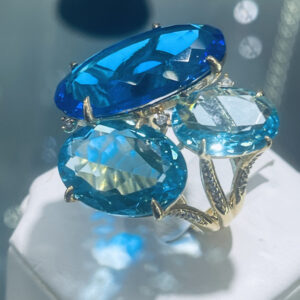Deep Ocean Breeze Cluster Ring